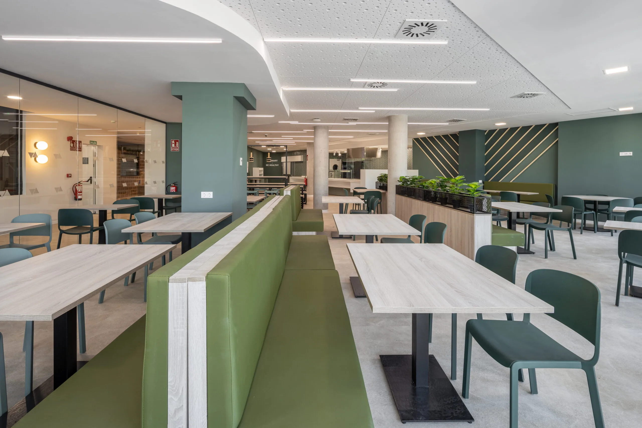 amroestudiantes-sevilla-habitacion-zonas-comunes-comedor